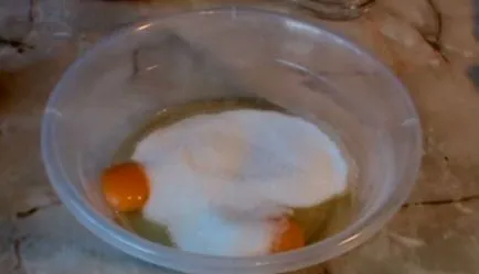 Pas cu pas reteta pentru o plăcintă cu mere delicios cu plăcintă cu mere