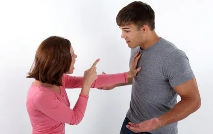 În mod constant argumentând cu tipul ce să facă, fericirea familiei