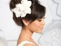 Coafuri de vacanță pentru hair styling mediu elegant, cu propriile lor mâini (și elegant) Coafuri de vacanță pentru hair styling mediu elegant, cu propriile lor mâini