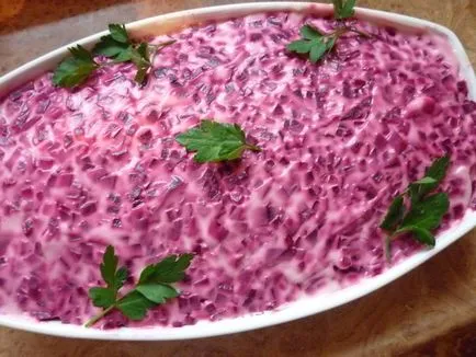 Cinci moduri de a alimenta „hering sub o haină de blană“
