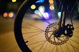 Demontarea roții din spate a bicicletei