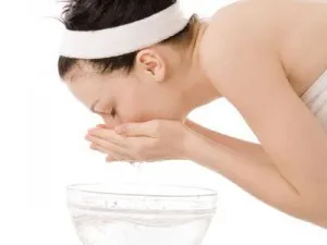 pori dilatați asupra cauzelor feței și modalități de a face (extinsă) pori dilatați asupra cauzelor față și modalitățile de combatere