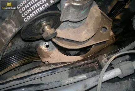 Înainte de alternator înlocuirea curelei, întindere