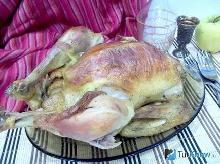 Rețetă de pui umplut cu mere