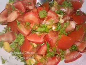 Salata cu rosii si masline