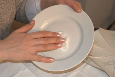 farfurii pictate cu mâinile clasa lor master pentru copii cu fotografii și șabloane (sticlă) farfurii pictate cu mâinile clasa lor de master pentru copii cu fotografii și șabloane