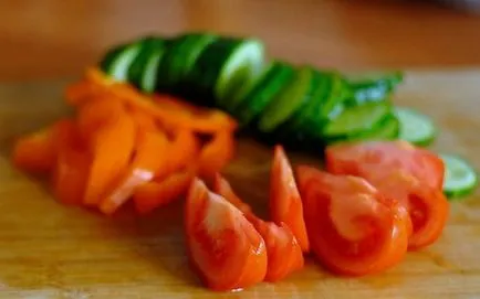 Salata cu măsline și roșii - un pas cu pas reteta cu fotografii de pe (rețete) Salata cu măsline și roșii - un pas cu pas reteta cu fotografii de pe
