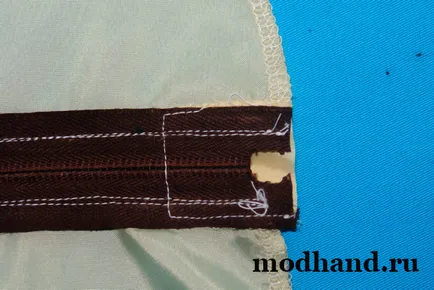 Rucsac de blugi vechi, realizate manual la modă