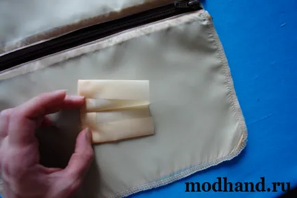 Rucsac de blugi vechi, realizate manual la modă