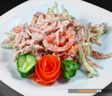 Salata cu cașcaval, șuncă și roșii - Sofia
