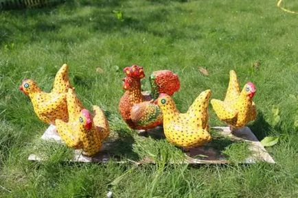 Cele mai neobisnuite caracteristici de gradina figurine alese în funcție de stilul de gradina, materiale (lemn,