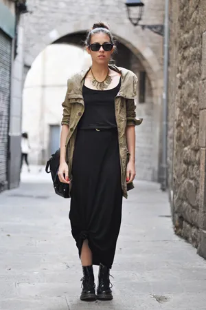 Din ceea ce sa poarte rochie neagra imagini foto la modă (poate fi completată cu vii) Din ceea ce sa poarte imagini la moda fotografie rochie negru