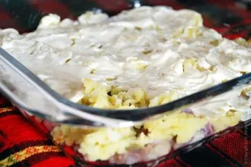 Hering sub o haină de blană - o salata festiva favorit (de vacanță) Hering sub o haină de blană - o salată de vacanță preferată
