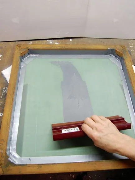 Silkscreen propriile lor mâini, sau imprimarea cu ecran de mătase la domiciliu