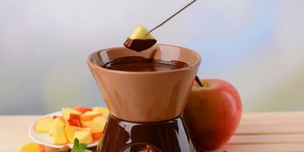 fondue de ciocolată la rețete de acasă, imagini, clipuri video, cum să faci un fondue de ciocolata (ciocolata) fondue de ciocolată la rețete de acasă, imagini, clipuri video, modul de a face fondue de ciocolată