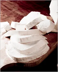 brânză suluguni - brânză