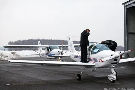 Cât de multe standuri plan personal, știri fotografie (în picioare) Cât costă un avion privat, știri foto