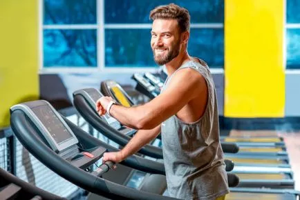 În primul rând, cardio sau de putere, și puterea cardiacă, după puterea de antrenament cardio, arde de grăsime, cardio