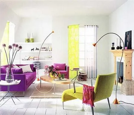 Combinația de culoare violet, în interior, favorit casa
