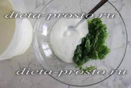 sos Tzatziki - sos, gustare de castravete iaurt și usturoi (piper negru) sos Tzatziki - sos, gustare de castravete iaurt și usturoi