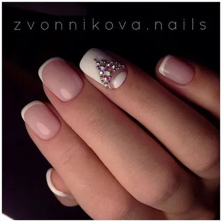 Nail Design modern 2017 sacou cu un model pe fotografie (versiune manichiura frantuzeasca) Moderne de design de unghii 2017 sacou cu un model pe o fotografie