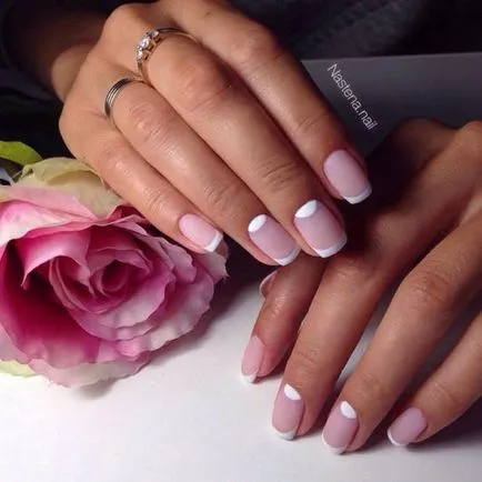 Nail Design modern 2017 sacou cu un model pe fotografie (versiune manichiura frantuzeasca) Moderne de design de unghii 2017 sacou cu un model pe o fotografie