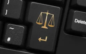 Articole pentru vătămare corporală în rețelele sociale și internetul pentru răspunderea penală, pedeapsa (articol pentru insultarea în mod public pe Internet) Articole pentru vătămare corporală în rețelele sociale și de Internet pentru răspunderea penală, pedeapsa