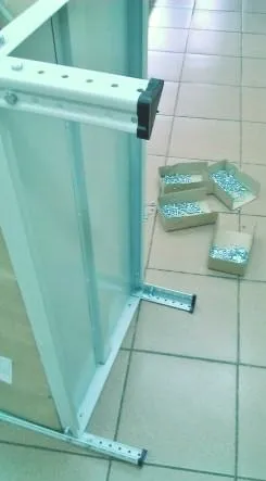 Rack colectează el însuși