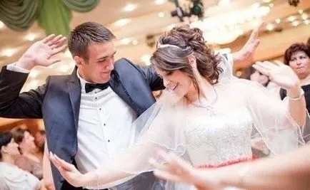 traditii de nunta azeyrbadzhana ritualuri străvechi pentru tinerii căsătoriți (Azerbaidjan a plecat în afara de nunta) traditii de nunta azeyrbadzhana ritualuri vechi pentru tineri casatoriti