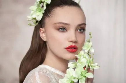 Nunta la început simbolic verde, fotografii, clipuri video, ideea de o nunta de vara (culoare) Nunta la început simbolic verde, fotografii, clipuri video, ideea de o nunta de vara