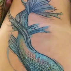 Tatuaje pe jos, tatuaj masculin și feminin la picior, fotografii