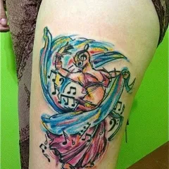 Tatuaje pe jos, tatuaj masculin și feminin la picior, fotografii