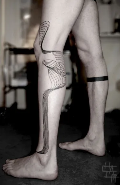 Tatuaje pe jos, tatuaj masculin și feminin la picior, fotografii
