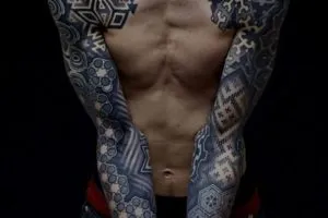 Tatuaj pe brațul ei, atât pentru bărbați și femei de valoare, schițe, idei (tatuaj) Tatuaj pe brațul ei atât pentru bărbați cât și femei de valoare, schite, idei