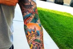 Tatuaj pe brațul ei, atât pentru bărbați și femei de valoare, schițe, idei (fete) Tatuaj pe brațul ei atât pentru bărbați cât și femei de valoare, schite, idei