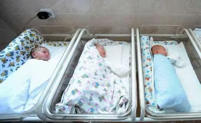 Cum să adopte un copil din etapa spital cu pas instrucțiunile (adopția copilului nou-născut) Cum să adopte un copil din etapa spital cu pas