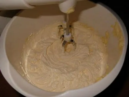 Cum de a decora un tort de nunta cu mâinile idei și sfaturi sale cu privire la decorarea desert principal (pentru a decora) Cum de a decora un tort de nunta cu mâinile idei și sfaturi sale cu privire la decorarea desert principal