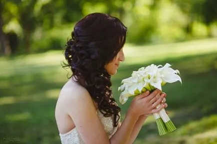 Tradiția de a arunca versiunea buchet de mireasa clasica si idei originale (cadou de nuntă din toate) Tradiția de a arunca versiunea buchet de mireasa clasica si idei originale