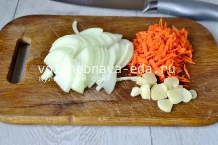 tocană din carne cu cartofi în multivarka, magic (carne de cartofi la cuptor) Cartofi copti cu carne în multivarka, magie