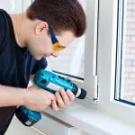 Instalare de ferestre din plastic pe balcon cu mâinile sale (instalarea de ferestre din plastic cu mâinile lor pe balcon) Instalare de ferestre din plastic pe balcon cu mâinile sale