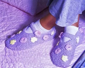 papuci de tricot cu mâinile