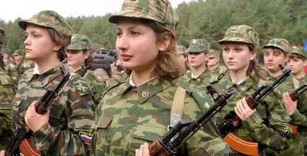 În România, fetele nu au dat naștere la 23 de ani va fi chemată să servească în armată (să fie) În România, fetele nu au dat naștere la 23 de ani va fi chemată să servească în armată