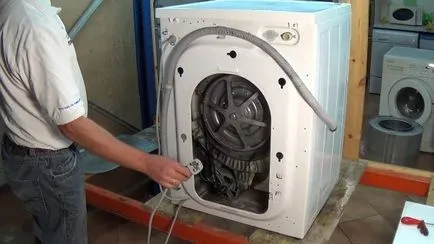 Mașina de spălat a fost un os de la sutien ei ca pentru a obține recomandări