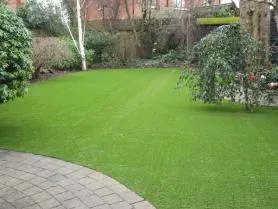 Cum pot instala iarbă artificială cu mâinile, ccgrass Ucraina