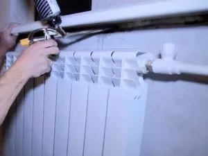 Cum se instalează un pervaz din plastic cu propriile sale mâini (plastic) Cum se instalează un pervaz din plastic cu propriile sale mâini