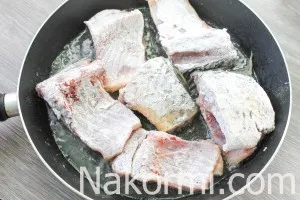 Fried reteta crap suculent cu o fotografie