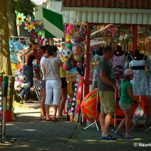 Asta vinde turiștilor