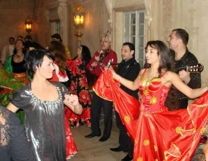 Dans la Roma nunta Dans la Roma nunta