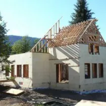 Cum sa faci un acoperiș fronton cu mâinile