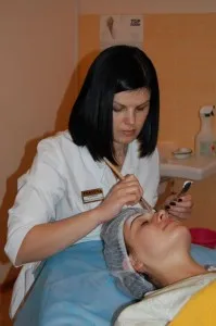 Descuamare acasă cu acizi din fructe Descuamare acasă cu acizi din fructe